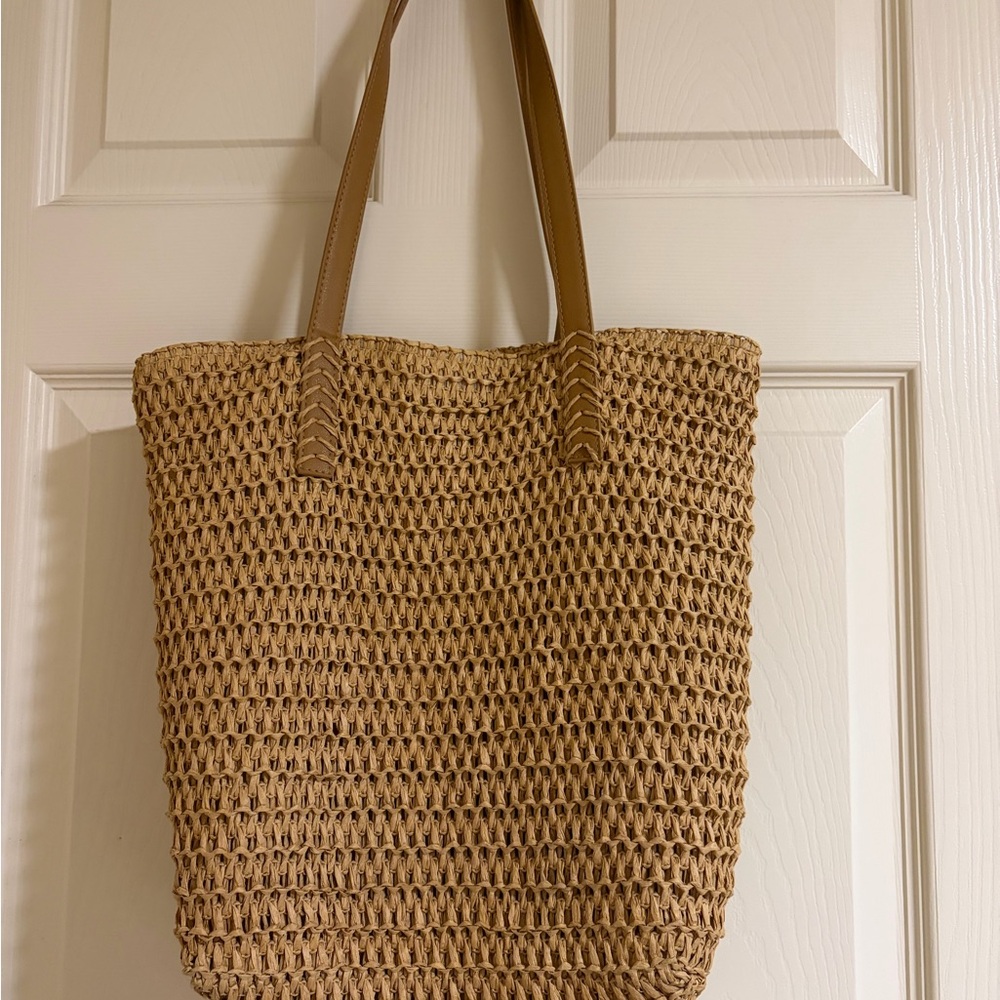 Stylish Tan Woven Tote Bag
